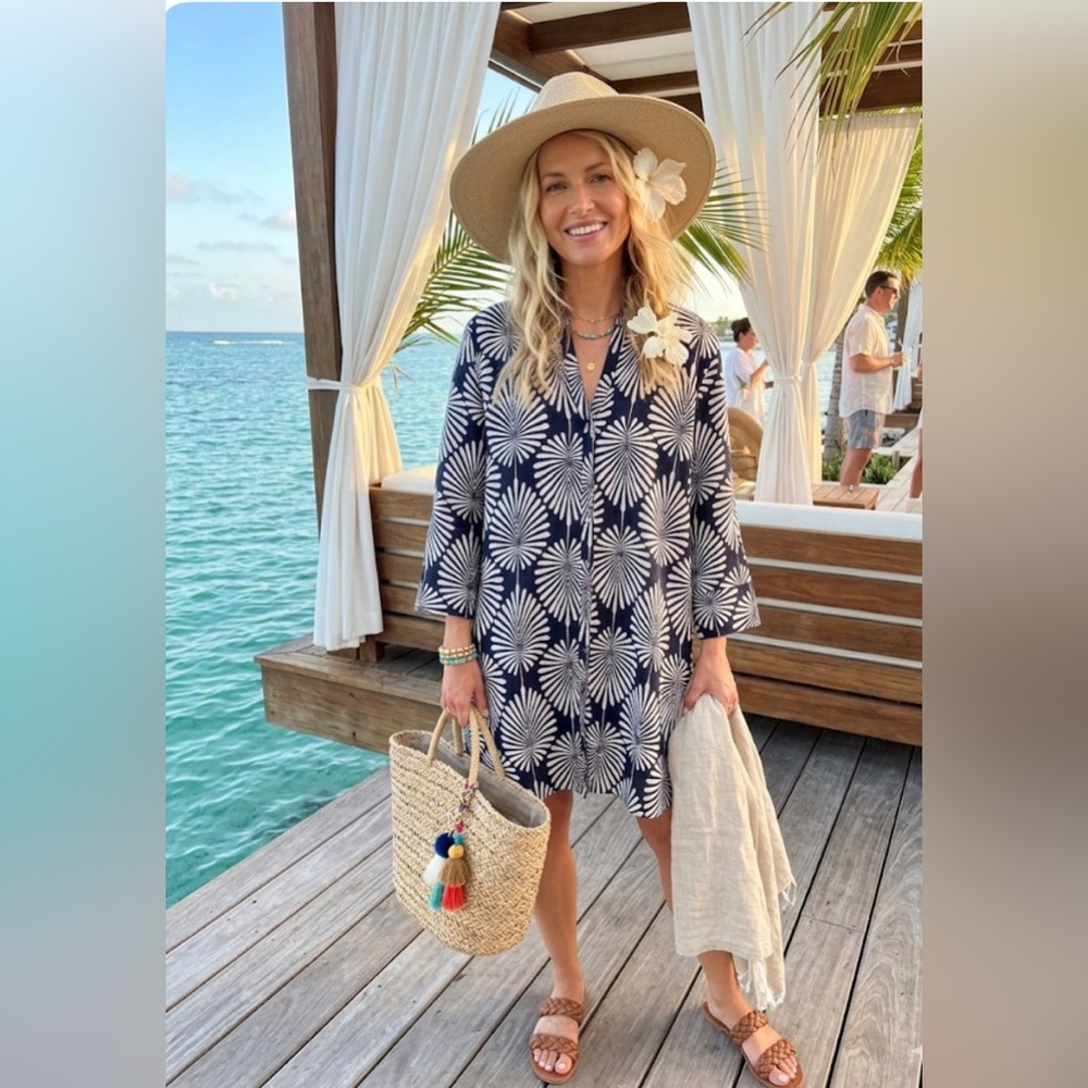 NWT Joie linen Navy blue  and Cream Floral Radiant cover up dress size M